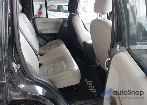 2004 Jeep Liberty Renegade from USA, damaged, VIN 1J4GL38K14W141475